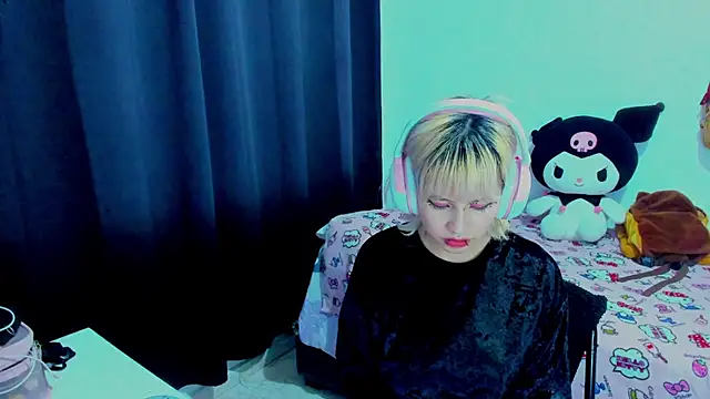 Akane-Mou online show from 19, 5, 2026