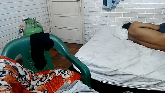 Snapshot of valeriaswang_Lucas chatting on 17, 3, 2026 valeriaswang Lucas online show from 17, 3, 2026