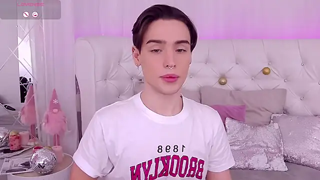 RobbyCharming online show from 14, 12, 2024