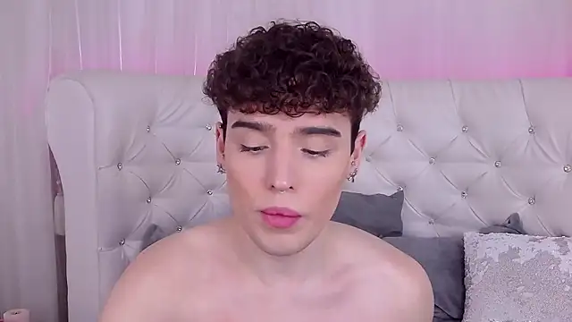 Snapshot of RobbyCharming chatting on 16, 11, 2025 RobbyCharming online show from 16, 11, 2025