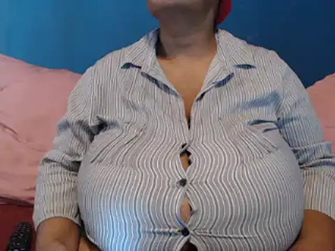Snapshot of CUTEFIRMMELONSS chatting on 28, 12, 2024 CUTEFIRMMELONSS online show from 28, 12, 2024