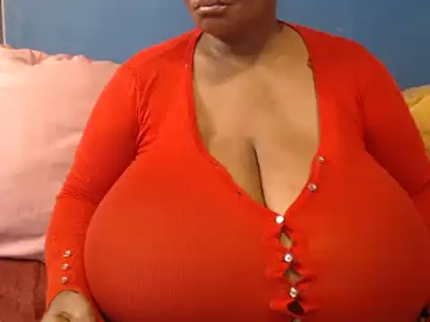 Snapshot of CUTEFIRMMELONSS chatting on 18, 1, 2025 CUTEFIRMMELONSS online show from 18, 1, 2025
