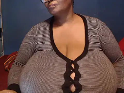 Snapshot of CUTEFIRMMELONSS chatting on 13, 3, 2025 CUTEFIRMMELONSS online show from 13, 3, 2025