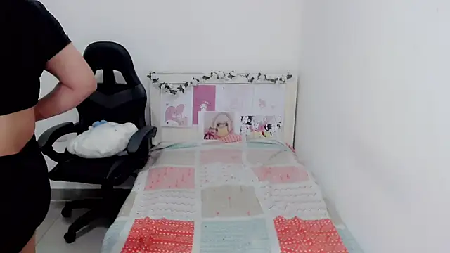 Snapshot of Youlittlepervertt_ chatting on 14, 1, 2025 Youlittlepervertt  online show from 14, 1, 2025