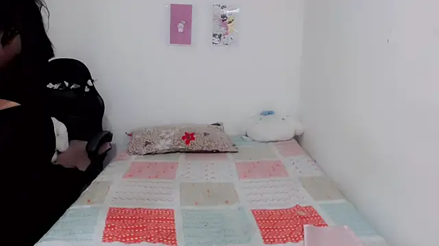 Snapshot of Youlittlepervertt_ chatting on 8, 3, 2025 Youlittlepervertt  online show from 8, 3, 2025
