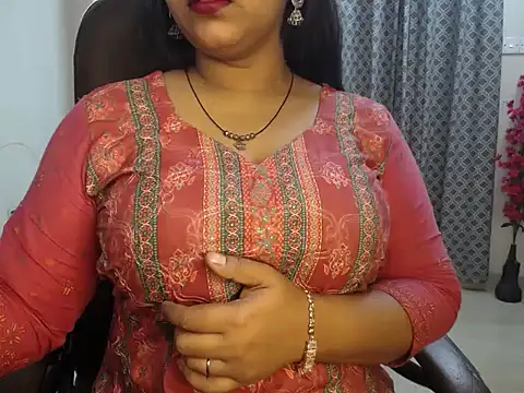 Queen Jessia online show from 11, 12, 2024