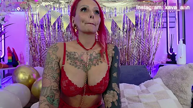 Snapshot of Ava_Ann chatting on 12, 10, 2025 Ava Ann online show from 12, 10, 2025