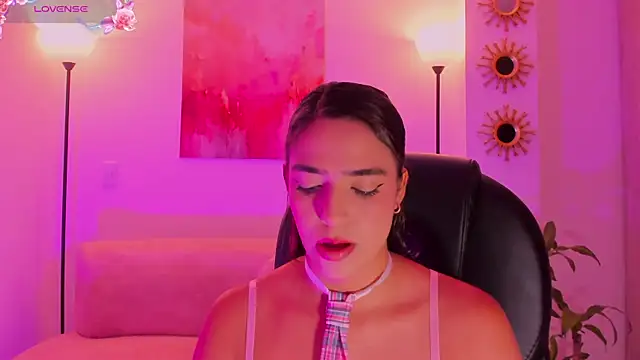 MariamRivera  online show from 26, 9, 2025