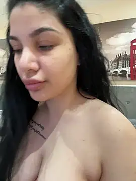 Snapshot of Samira30 chatting on 5, 4, 2026 Samira30 online show from 5, 4, 2026