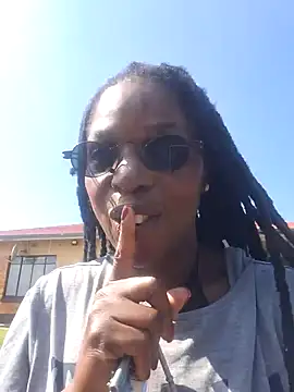 Shaniko89 online show from 4, 2, 2025
