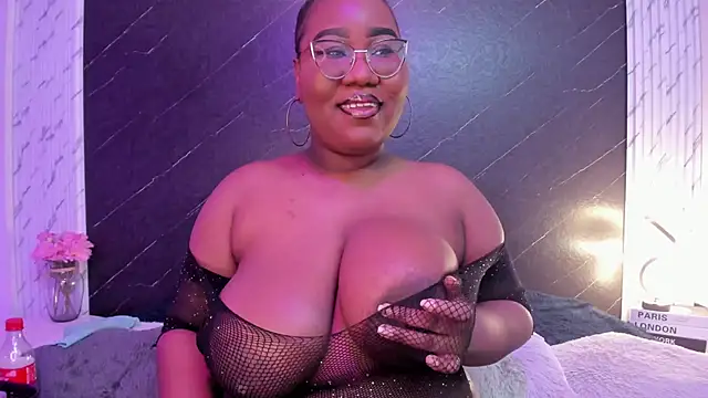 Darnellqueen online show from 15, 11, 2025