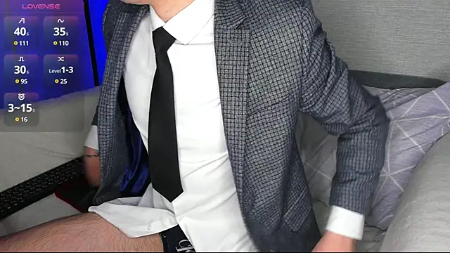 maxboy4 online show from 4, 1, 2025