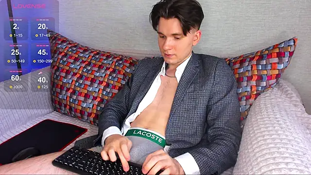 maxboy4 online show from 7, 3, 2025