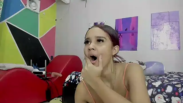 Snapshot of MarianaManzur chatting on 25, 1, 2025 MarianaManzur online show from 25, 1, 2025