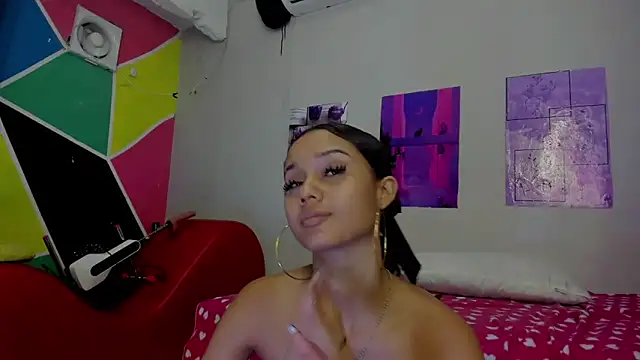 Snapshot of MarianaManzur chatting on 22, 2, 2025 MarianaManzur online show from 22, 2, 2025