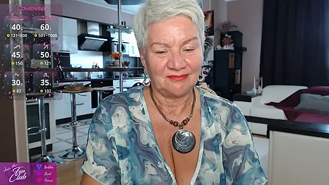 roxana brooks online show from 24, 6, 2026