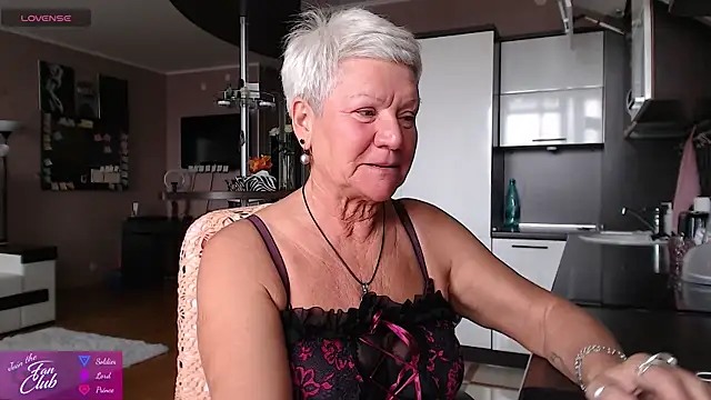 roxana brooks online show from 22, 7, 2026