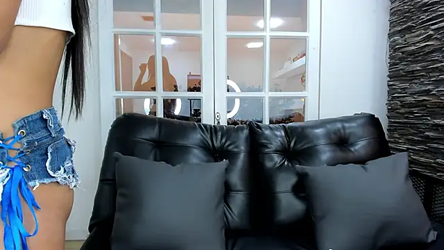 Snapshot of miss_sweett chatting on 17, 2, 2025 miss sweett online show from 17, 2, 2025