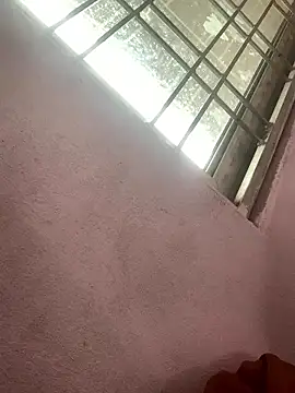 Snapshot of Hullax chatting on 6, 3, 2026 Hullax online show from 6, 3, 2026