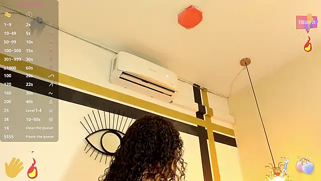 LunaGudi online show from 8, 3, 2025