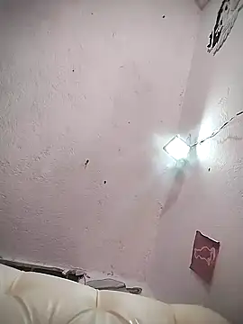 Snapshot of bella_star21 chatting on 24, 1, 2025 bella star21 online show from 24, 1, 2025