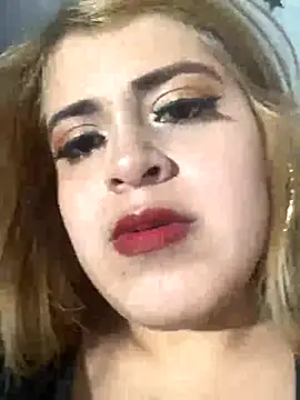 Snapshot of bella_star21 chatting on 29, 11, 2025 bella star21 online show from 29, 11, 2025