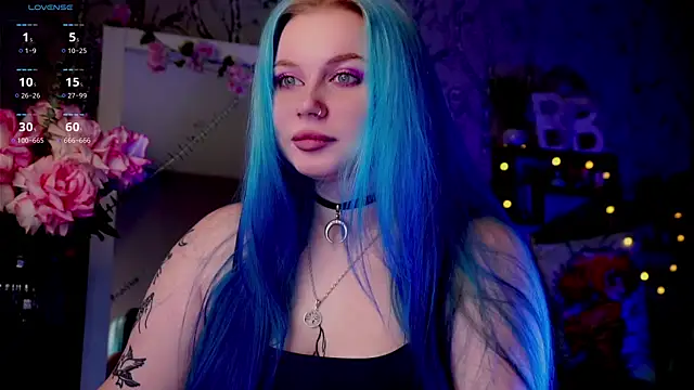 Moon Valkyrie online show from 10, 2, 2025