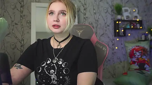 Moon Valkyrie online show from 13, 3, 2026