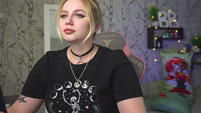 Moon Valkyrie online show from 30, 3, 2026