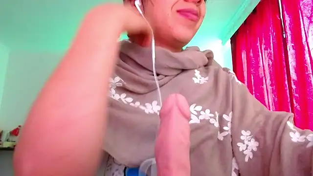 VALERY MEER online show from 7, 4, 2026