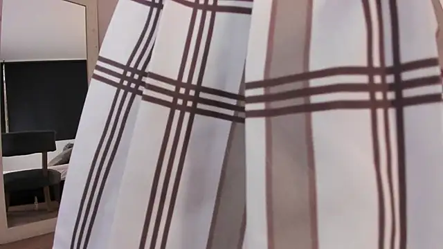 MiaFranklyn online show from 18, 12, 2024