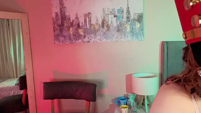 MiaFranklyn online show from 27, 10, 2025