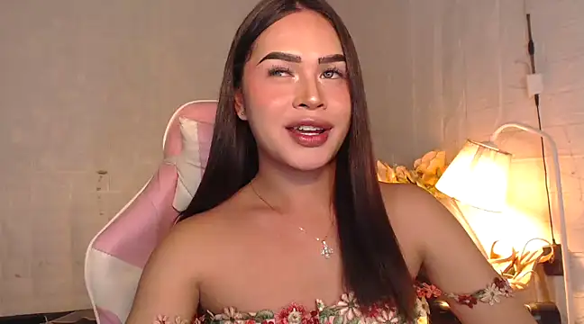 Ashely Lewis online show from 7, 1, 2025