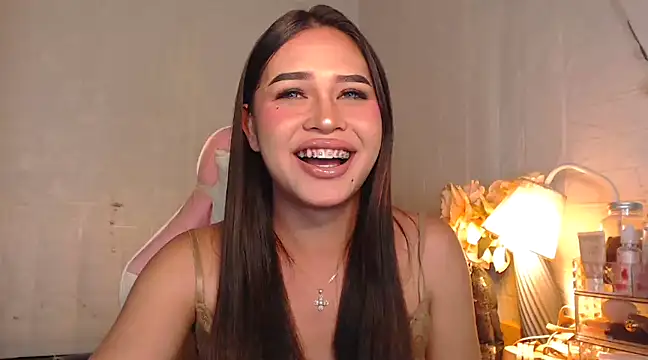 Ashely Lewis online show from 15, 1, 2025