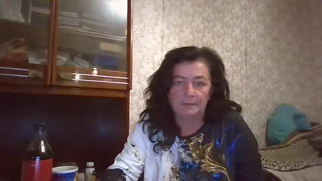 GypsiQueen2 online show from 28, 9, 2025