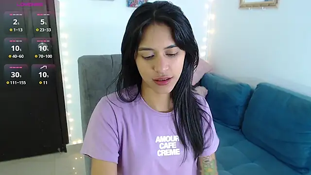 Snapshot of imSophia chatting on 30, 9, 2025 imSophia online show from 30, 9, 2025