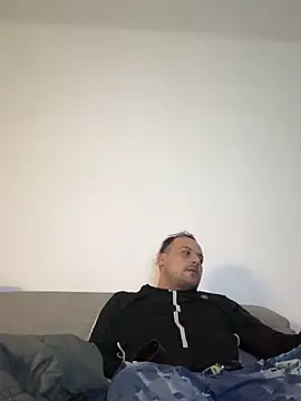 Snapshot of Lovemilf6969@xh chatting on 13, 11, 2025 Lovemilf6969xh online show from 13, 11, 2025