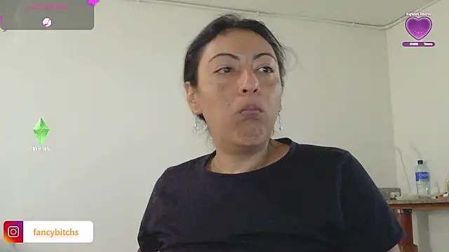 Snapshot of ErikaRika chatting on 10, 12, 2024 ErikaRika online show from 10, 12, 2024