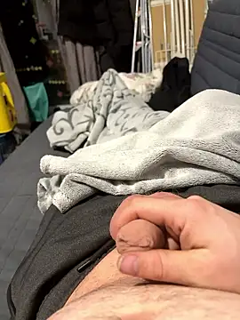 David19932908 online show from 10, 1, 2026