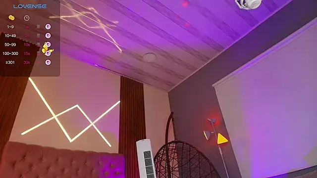 Snapshot of rihanna_rose chatting on 20, 12, 2025 rihanna rose online show from 20, 12, 2025