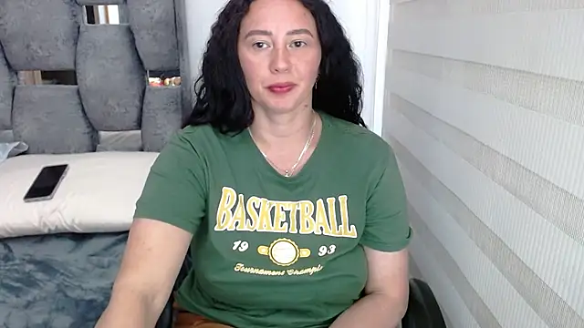 sara hott 1 online show from 3, 12, 2024