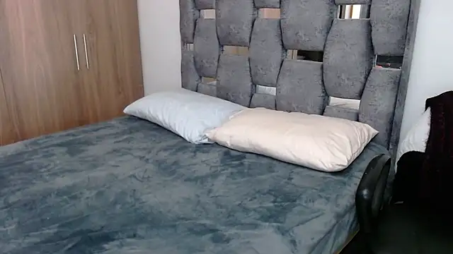 sara hott 1 online show from 6, 12, 2024