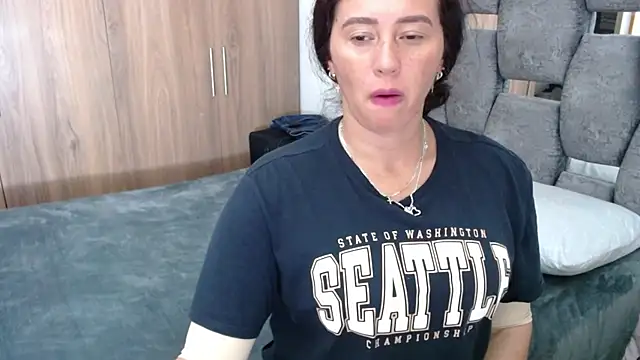 sara hott 1 online show from 17, 12, 2024