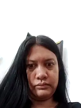 Snapshot of Honeybun25 chatting on 26, 11, 2025 Honeybun25 online show from 26, 11, 2025