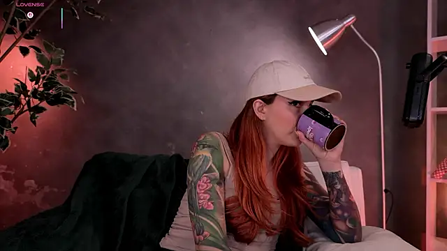 RedJasmine  online show from 28, 2, 2026