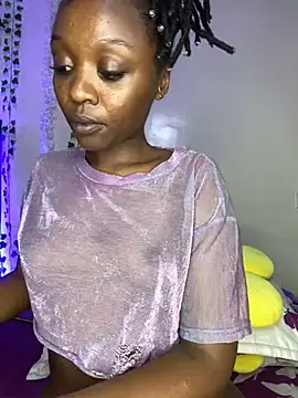 Snapshot of DazedGlade chatting on 15, 12, 2024 DazedGlade online show from 15, 12, 2024