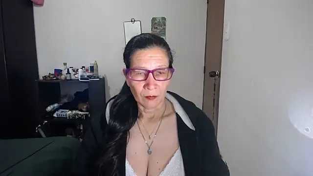 Snapshot of latin49 chatting on 11, 2, 2026 latin49 online show from 11, 2, 2026