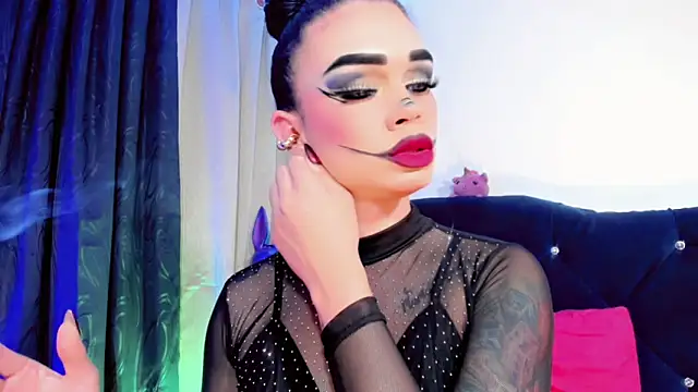 lesly xx online show from 31, 10, 2025