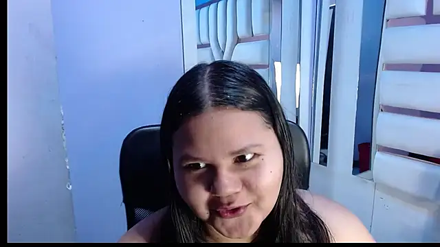 Snapshot of ValenTitis chatting on 15, 12, 2025 ValenTitis online show from 15, 12, 2025