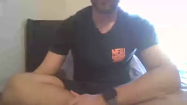 Snapshot of Hotboyo01 chatting on 16, 2, 2025 Hotboyo01 online show from 16, 2, 2025